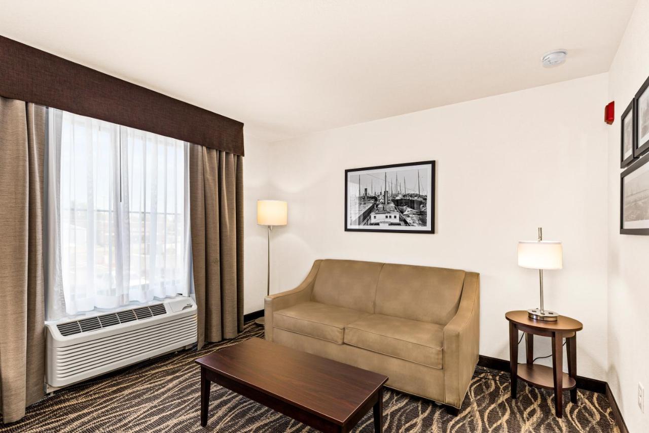 Cobblestone Hotel & Suites - Ottumwa Экстерьер фото