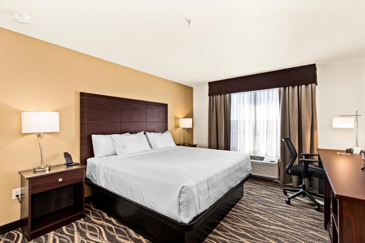 Cobblestone Hotel & Suites - Ottumwa Экстерьер фото
