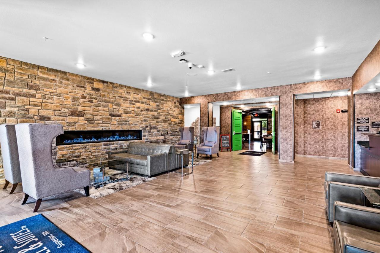 Cobblestone Hotel & Suites - Ottumwa Экстерьер фото