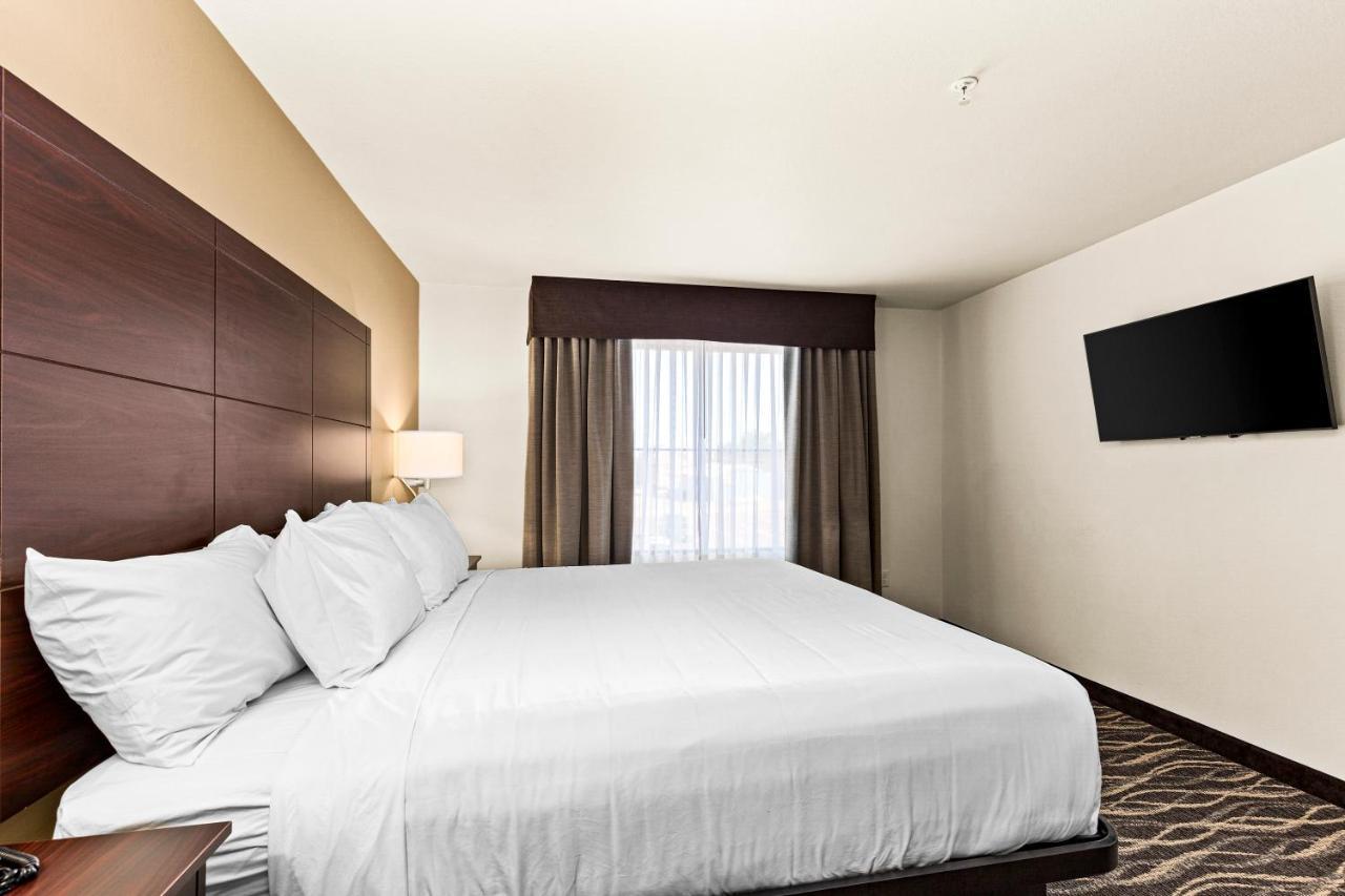 Cobblestone Hotel & Suites - Ottumwa Экстерьер фото