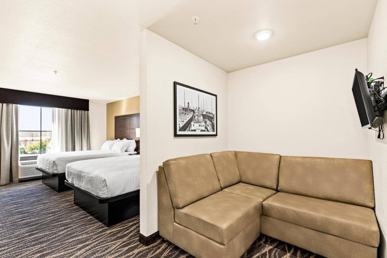 Cobblestone Hotel & Suites - Ottumwa Экстерьер фото
