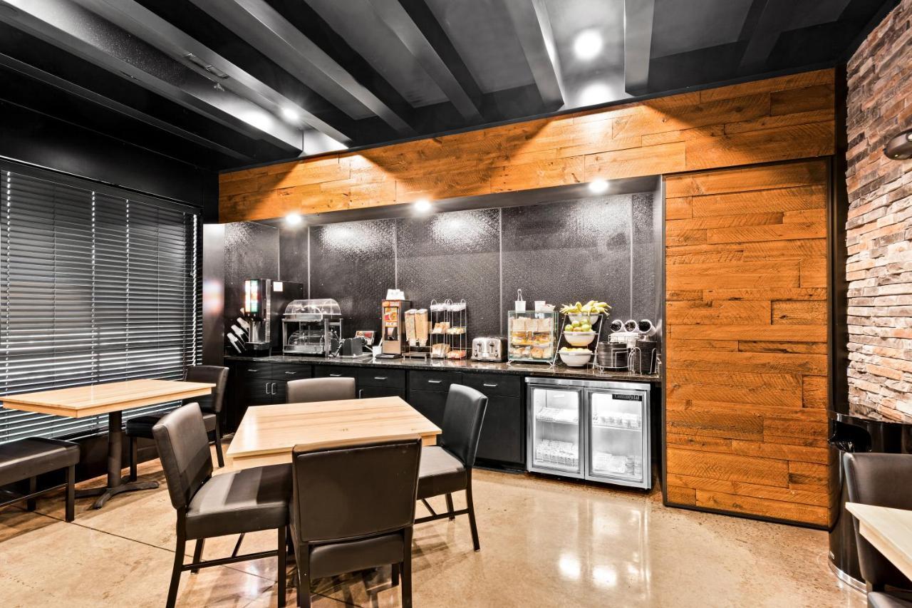 Cobblestone Hotel & Suites - Ottumwa Экстерьер фото