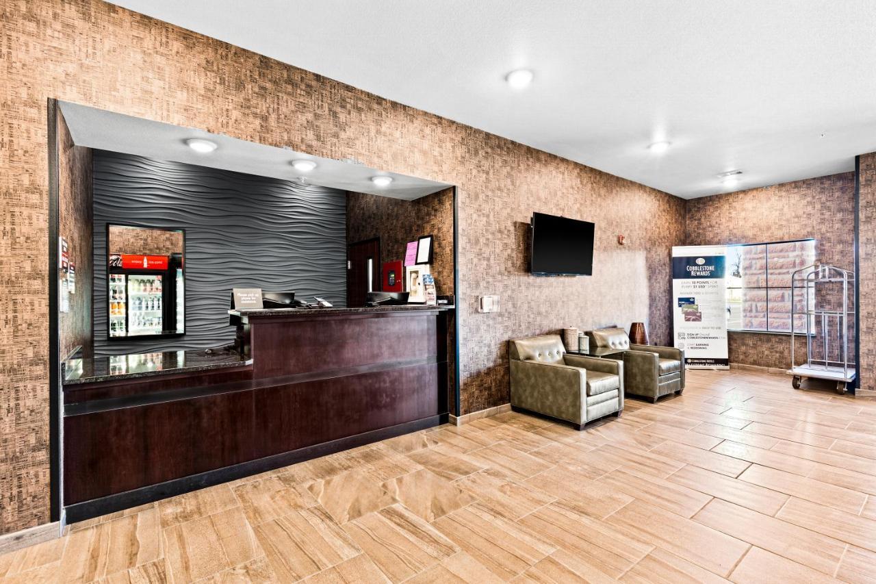 Cobblestone Hotel & Suites - Ottumwa Экстерьер фото